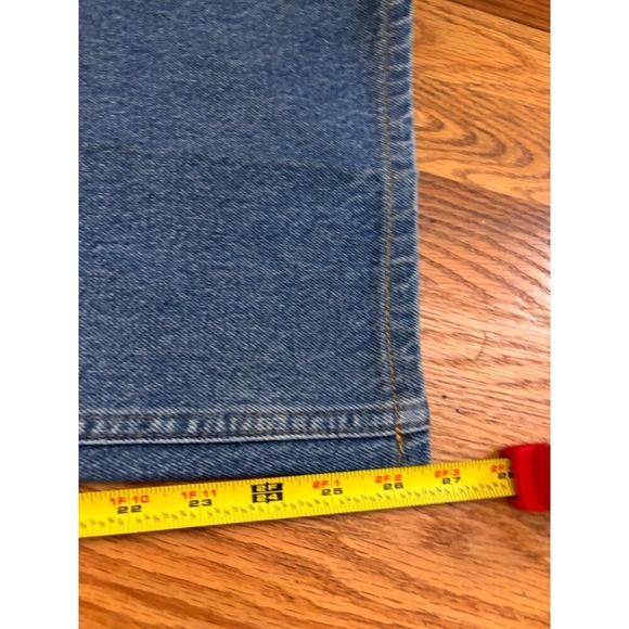 L L Bean Mens Relaxed Fit Blue Denim Jeans Size 42x29 Casual Everyday Wear - Picture 9 of 14
